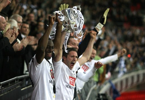 弗拉格全场轰下35分8板，刷新个人NBA生涯得分新高（弗拉格单场砍下35分8篮板，创个人NBA得分新高）