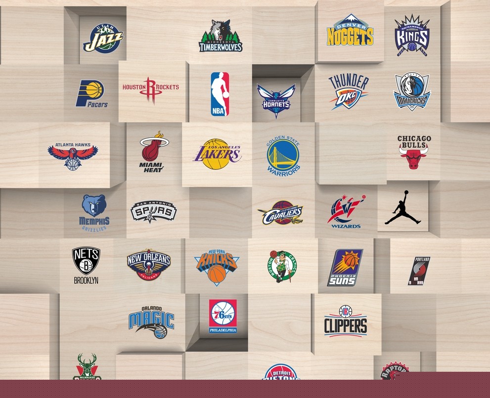 黄蜂队陷入被动，分差一度扩（黄蜂队陷入劣势，分差一度拉开）