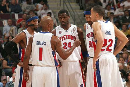 上座率低迷！韩媒：今天韩国对加纳的门票，还有4万张没售出（看台冷清？韩媒称今日韩国对阵加纳仍有4万张球票未售出）