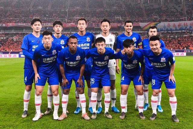 TA：曼城明夏可能签右后卫和右边锋，他们仍在关注利夫拉门托（TA：曼城或在明夏引进右后卫和右边锋，利夫拉门托仍在考察名单）