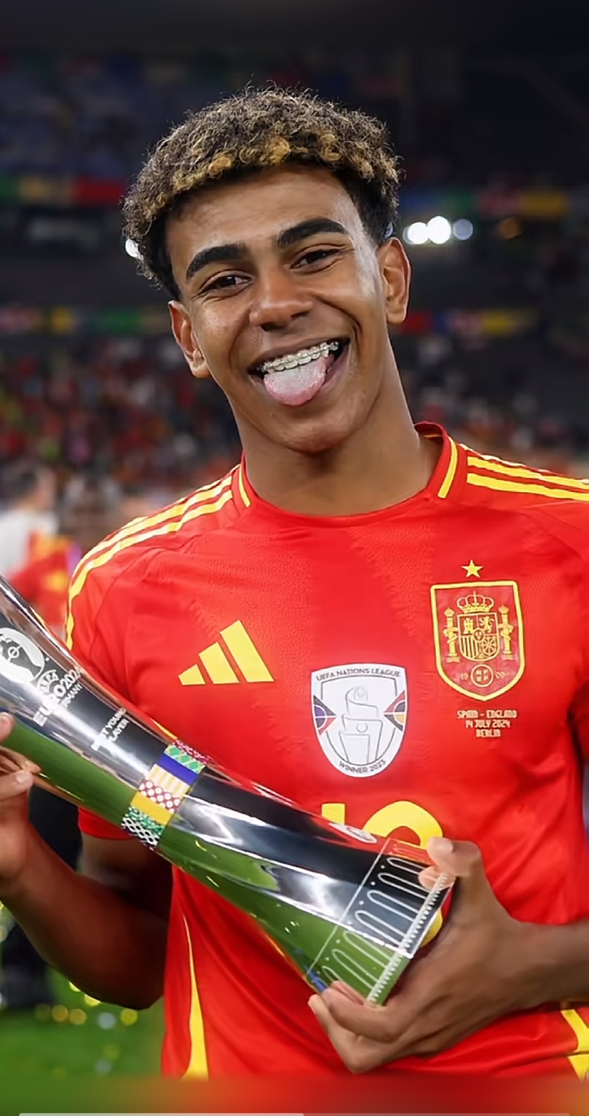 打个样子？曼城青年队4-0大胜皇马青年队（4-0！曼城青年队横扫皇马青年队，这是打样吗？）