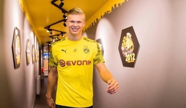 皇马vs塞维利亚首发：姆巴佩领衔，维尼修斯、罗德里戈先发（皇马战塞维利亚首发公布：姆巴佩领衔，维尼修斯、罗德里戈携手先发）