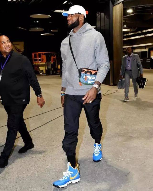 斯内德：德荷球星出国踢球有适应问题，维尔茨需加速证明自己（斯内德：德荷球员赴海外效力面临适应挑战，维尔茨需尽快证明自己）