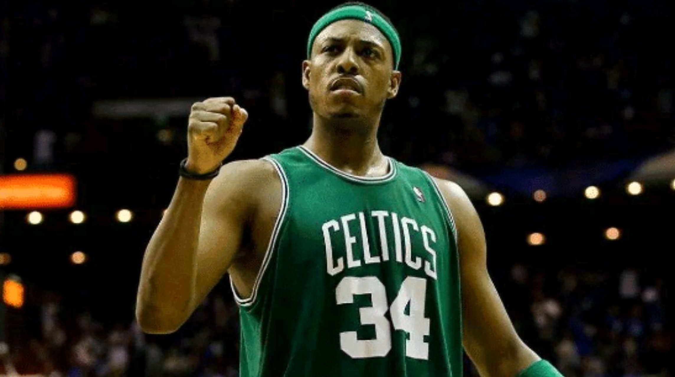 TA：曼城明夏可能签右后卫和右边锋，他们仍在关注利夫拉门托（TA：曼城或在明夏引进右后卫和右边锋，利夫拉门托仍在考察名单）