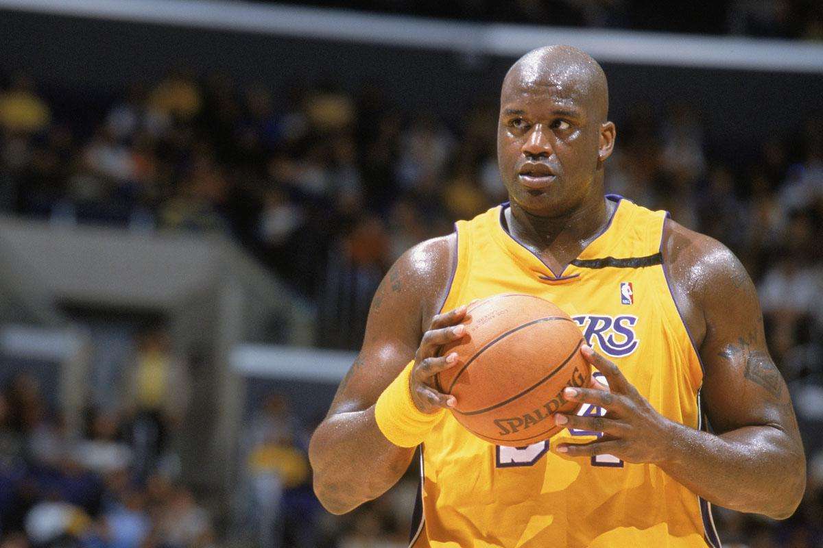 皇马19岁左后卫巴尔德佩尼亚斯有望首秀，本周欧冠入选大名单（皇马19岁左后卫巴尔德佩尼亚斯有望迎来首秀，本周欧冠大名单在列）